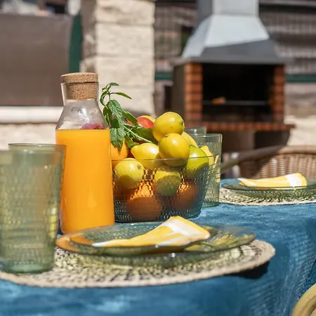 La Casita De Lucia